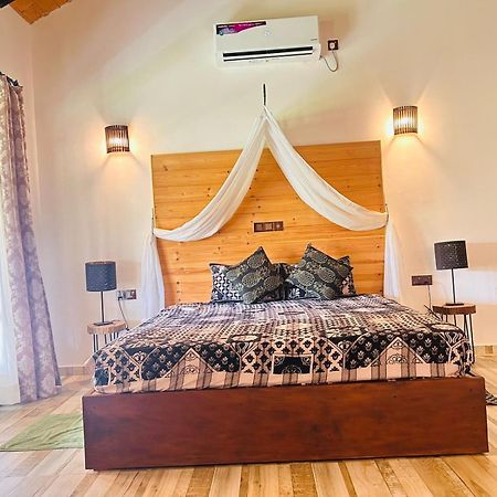 Blu Marine Nilaveli Hotell Trincomalee Eksteriør bilde