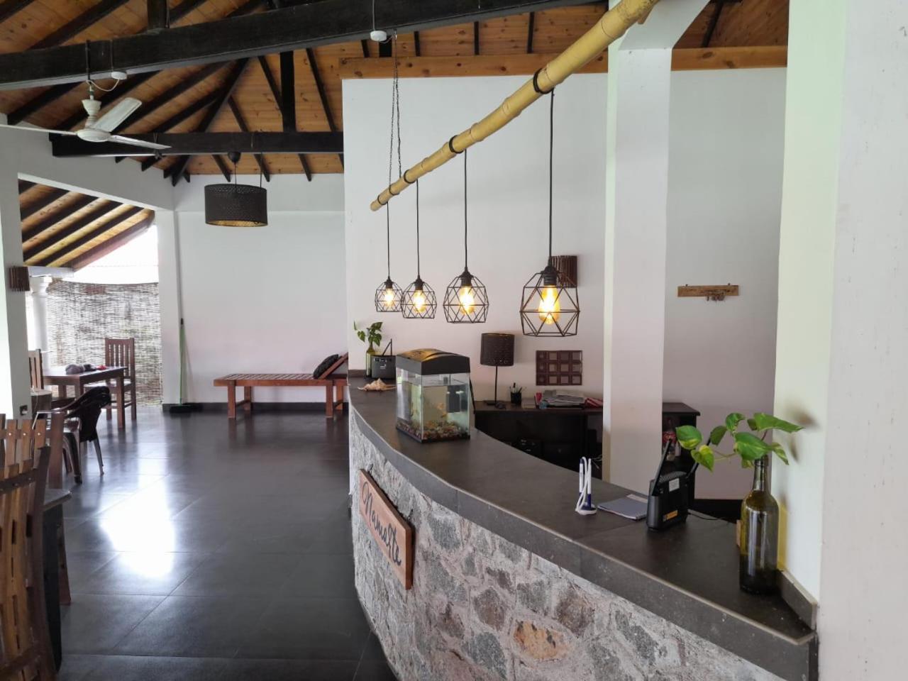 Blu Marine Nilaveli Hotell Trincomalee Eksteriør bilde