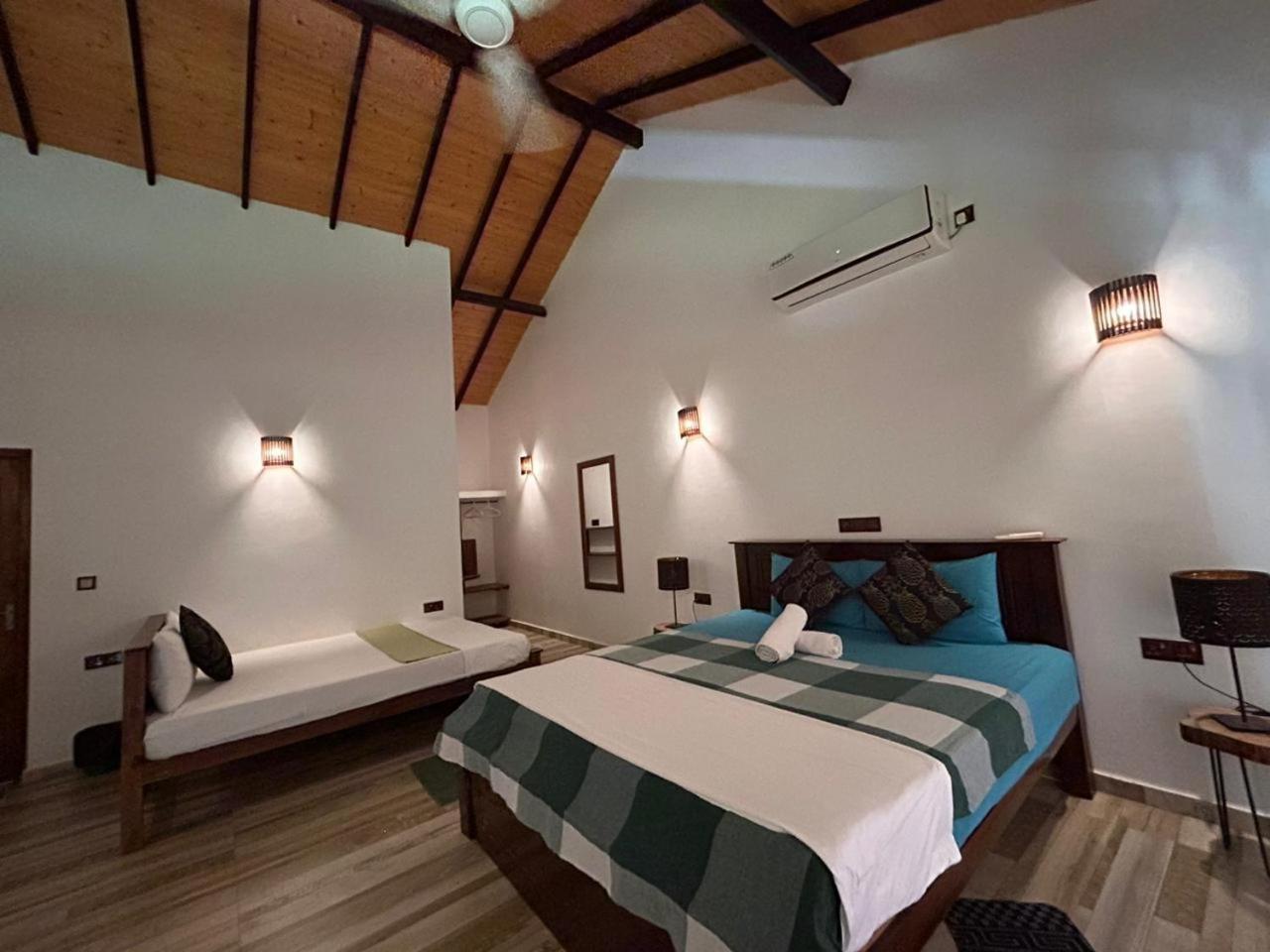 Blu Marine Nilaveli Hotell Trincomalee Eksteriør bilde