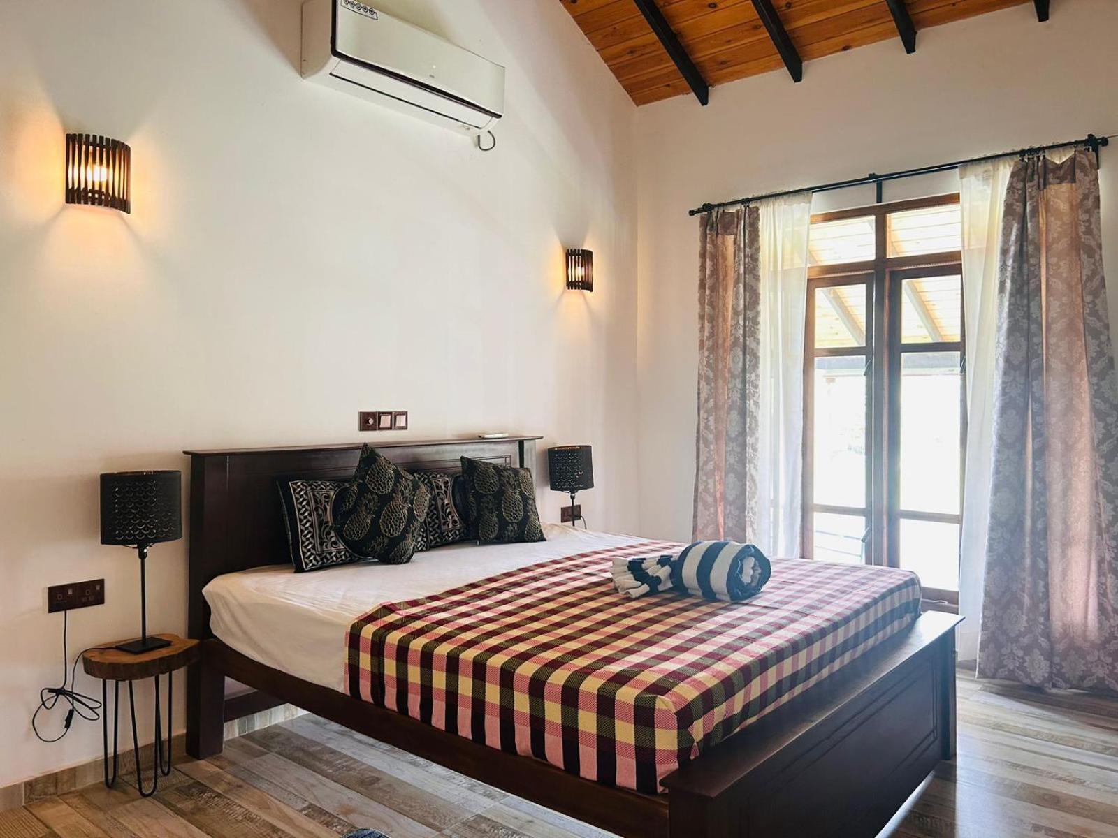 Blu Marine Nilaveli Hotell Trincomalee Eksteriør bilde